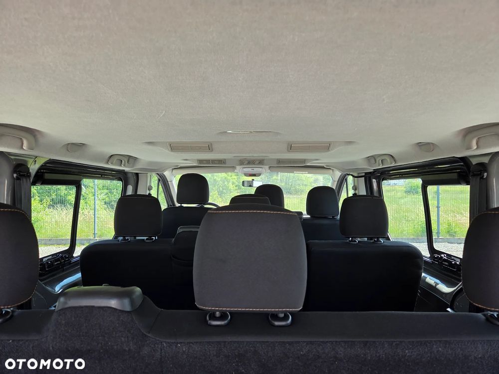 Renault Trafic 1.6 125KM / LONG / 9-osobowy /Klima / Sprowadzony - 8