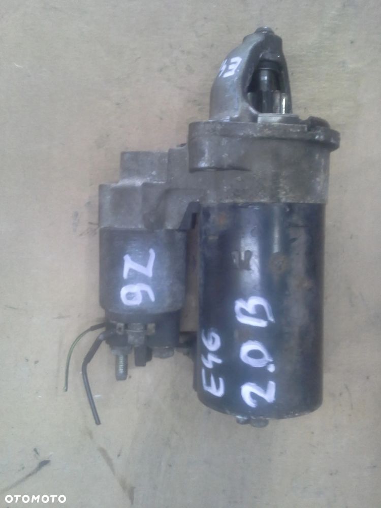 BMW E46 2.0 benzyna rozrusznik - 1