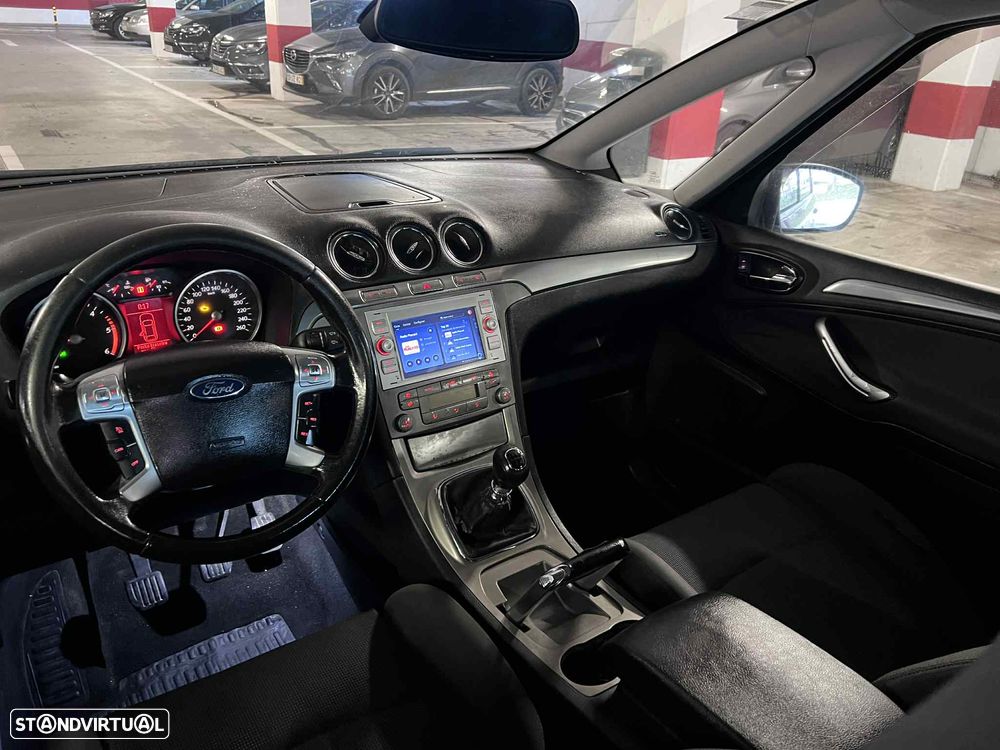 Ford S-Max 1.8 TDCi Titanium 7L - 3