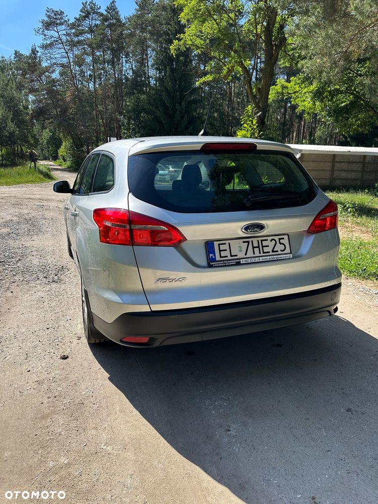 Ford Focus 1.5 TDCi SYNC Edition - 5