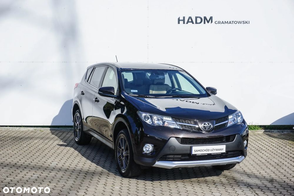 Toyota RAV4 - 10