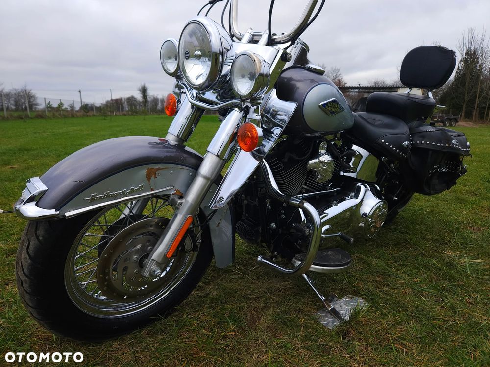Harley-Davidson Softail Heritage Classic - 16