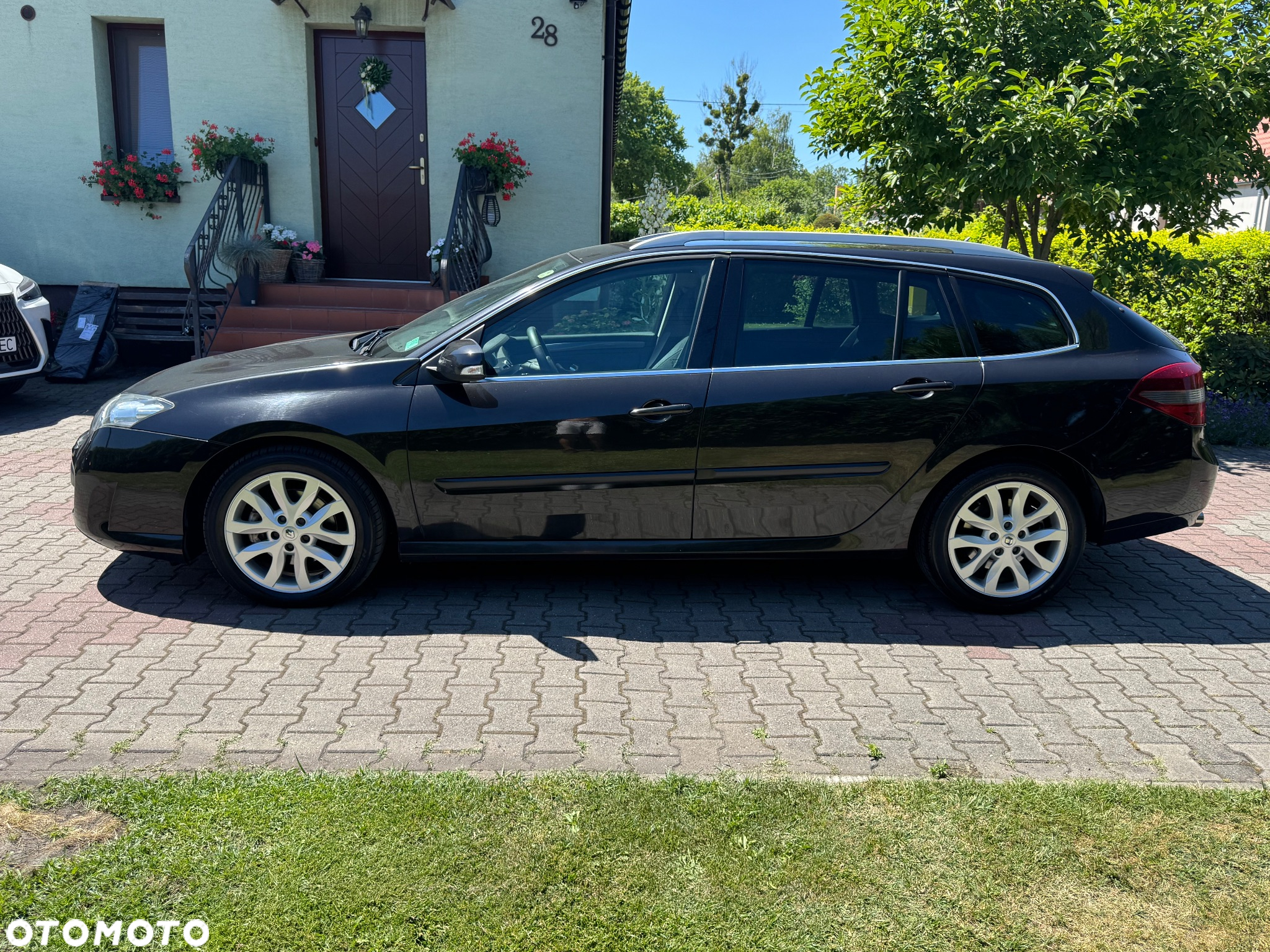 Renault Laguna Grandtour dCi 150 FAP GT - 2