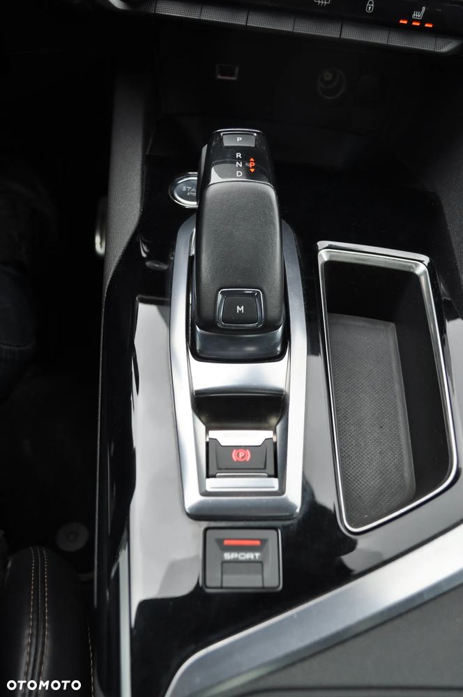 Peugeot 3008 2.0 BlueHDi GT S&S EAT8 - 34