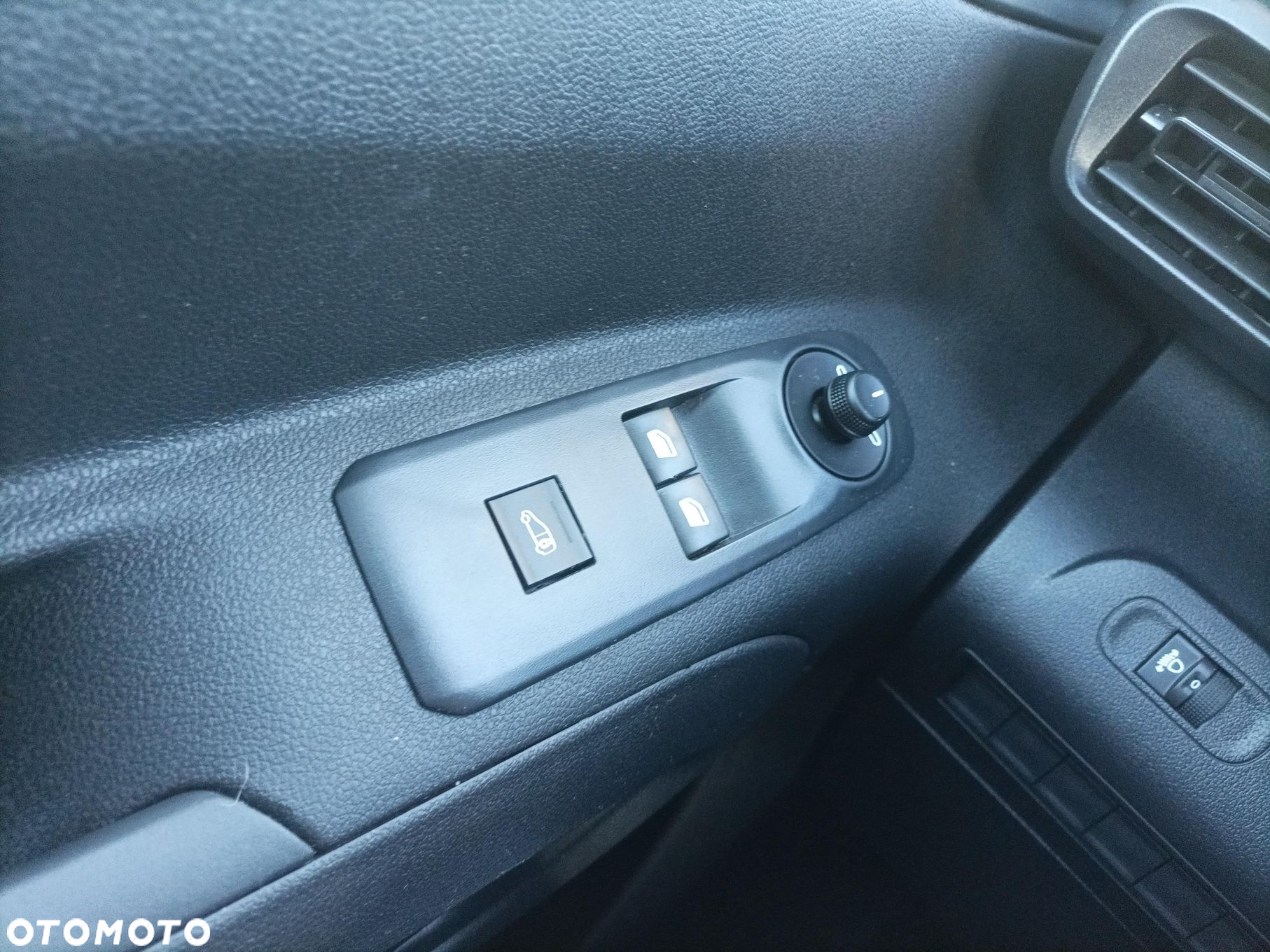Toyota Proace City - 18