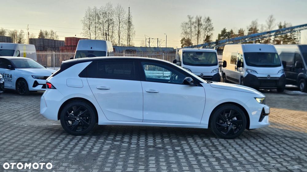 Opel Astra 1.2 T GS S&S - 20