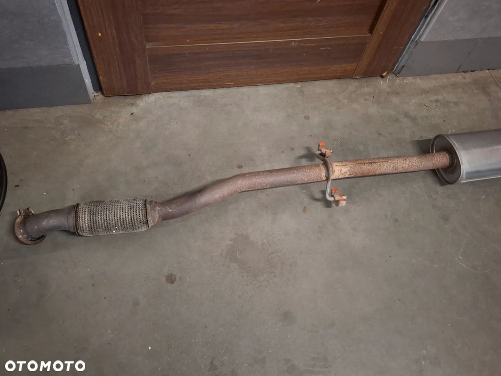 Wydech tłumik rura Fiat Tipo II 2022 rok lift 1,0 T nr 51982364 - 2