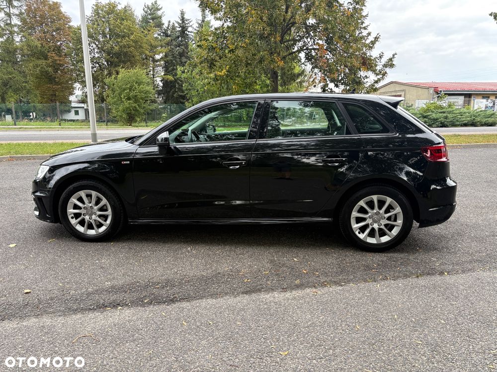 Audi A3 Sportback 1.6 TDI (clean diesel) S line Sportpaket - 10