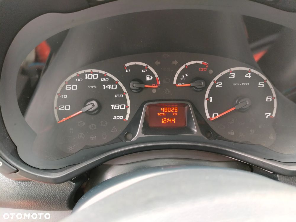 Ford KA 1.2 Trend - 13