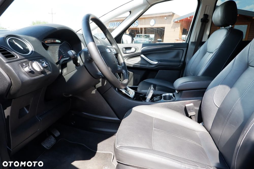 Ford S-Max 2.0 TDCi DPF Titanium - 25