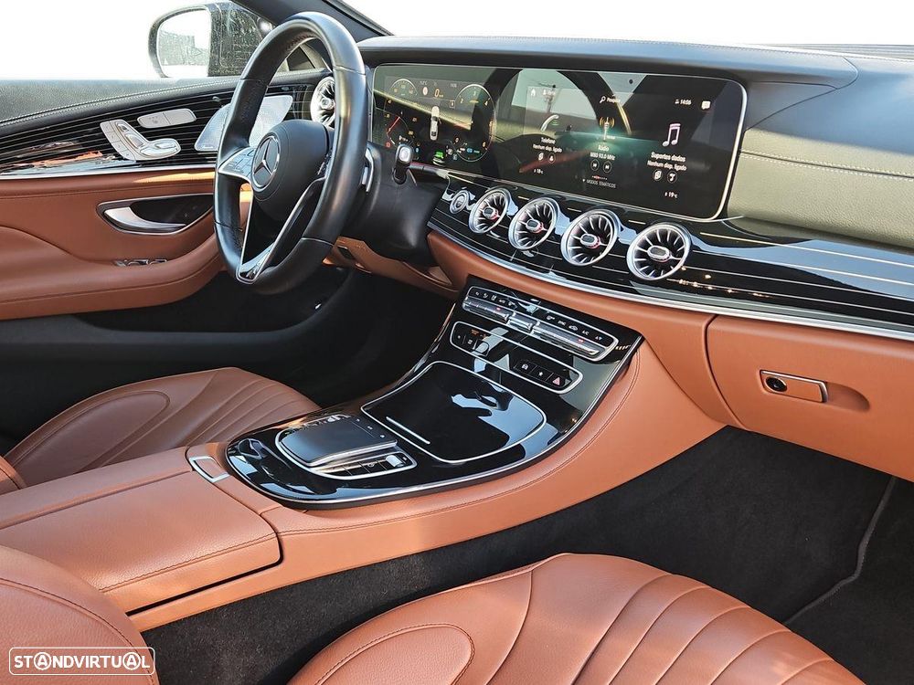 Mercedes-Benz CLS 300 d 4Matic AMG Line - 22