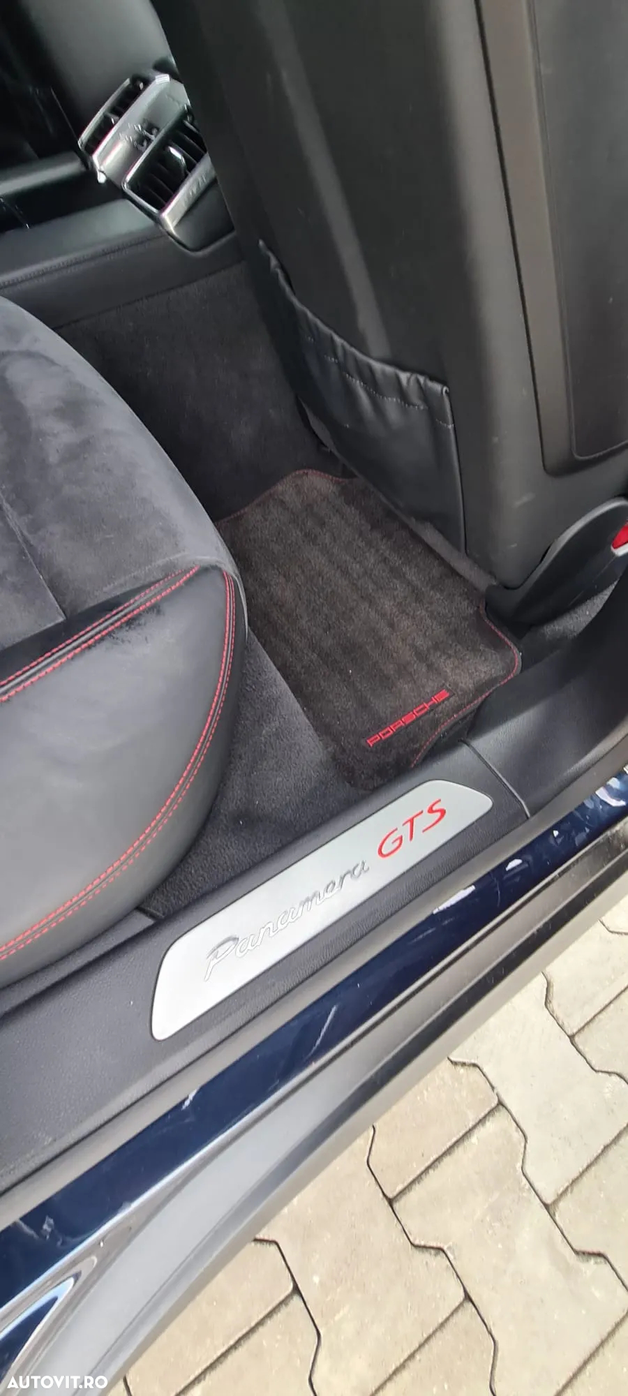 Porsche Panamera GTS PDK - 27