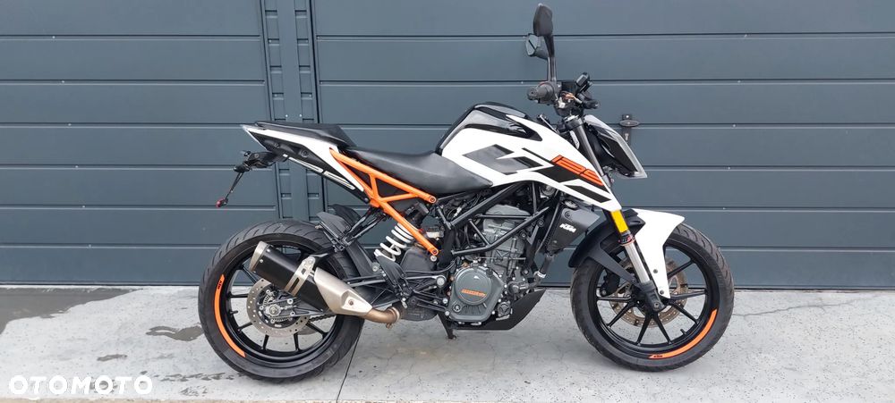 KTM Duke 125 - 28