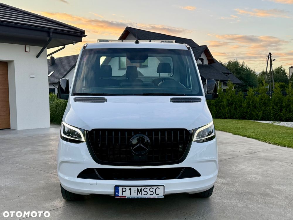 Mercedes-Benz Sprinter - 4