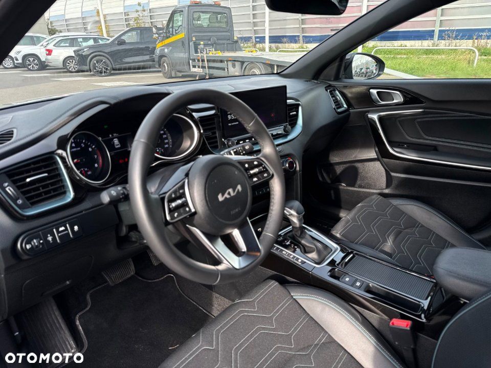 Kia XCeed - 9
