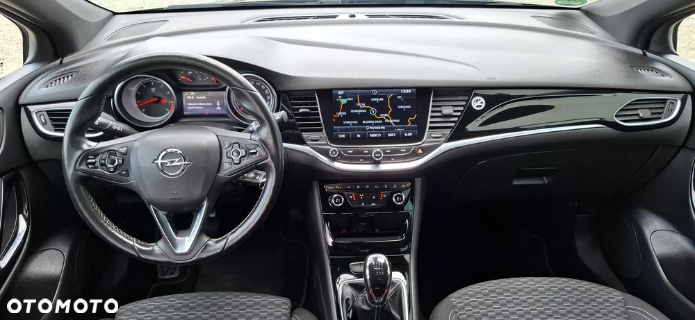 Opel Astra 1.4 Turbo Business - 17