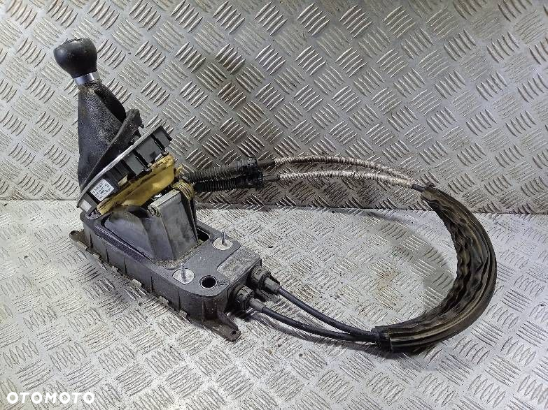 LEWAREK ZMIANY BIEGÓW VOLKSWAGEN GOLF 5 1K0907379Q - 2