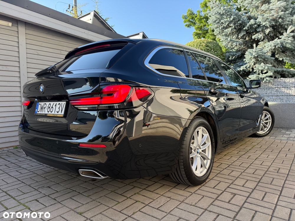 BMW Seria 5 518d mHEV Business Edition sport - 3