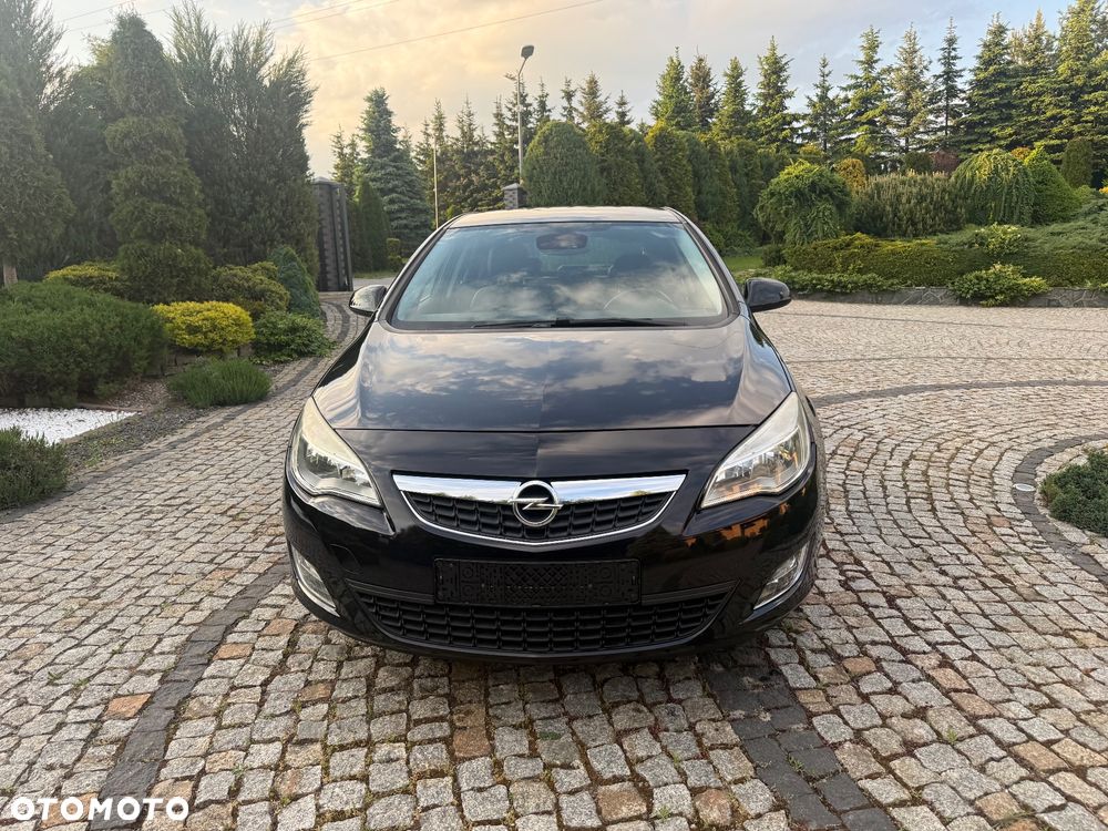 Opel Astra 1.4 T Sport - 2