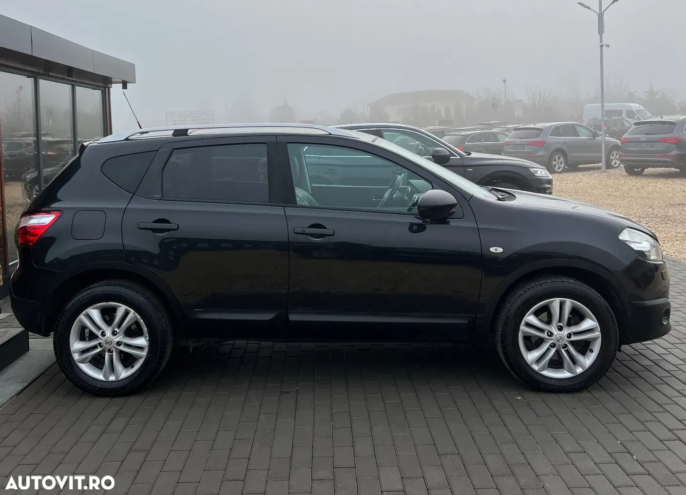 Nissan Qashqai 1.6 dCi DPF tekna - 9