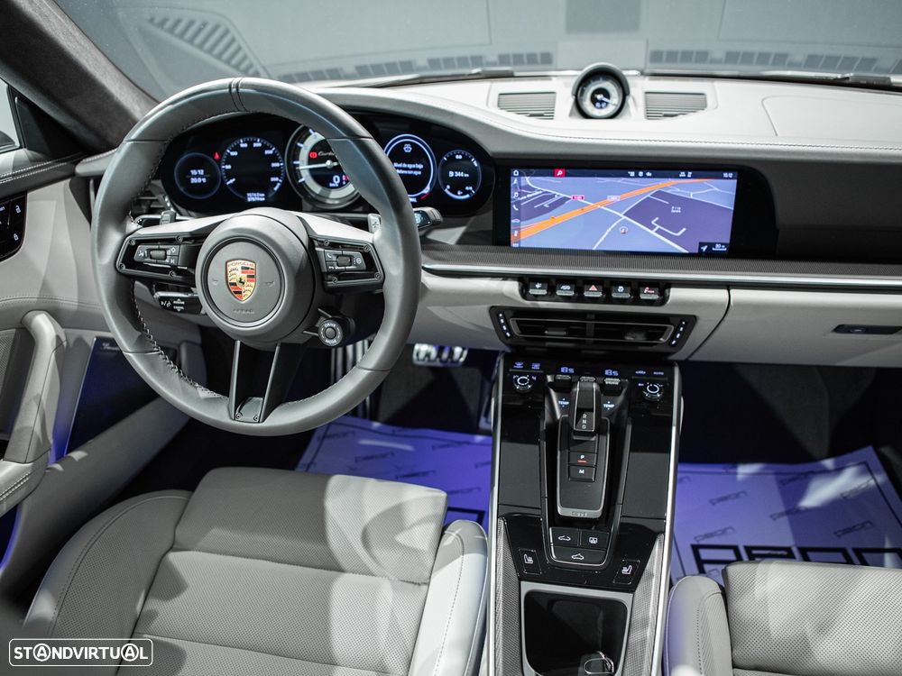 Porsche 911 (992) Turbo S PDK - 42