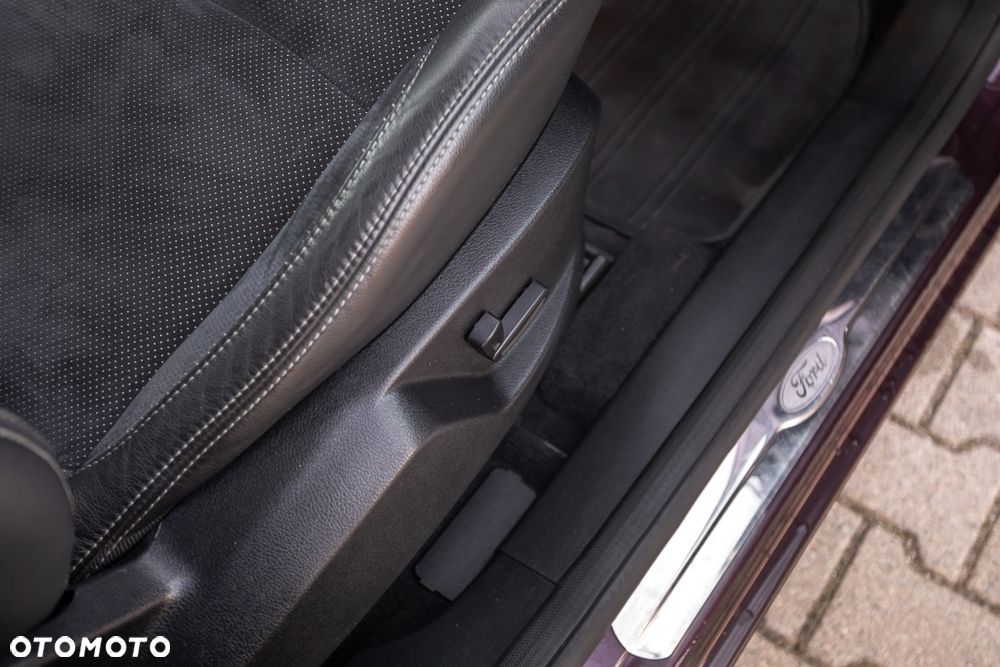 Ford Galaxy 2.2 TDCi Platinium X (Titanium) - 27