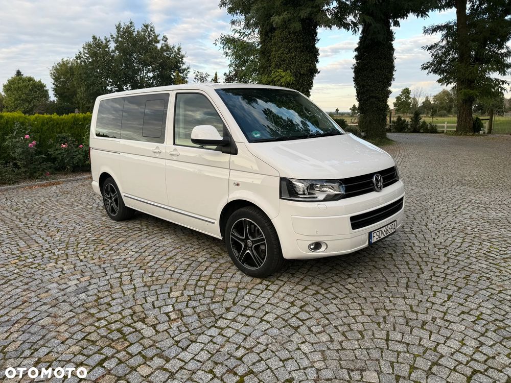 Volkswagen Multivan - 2