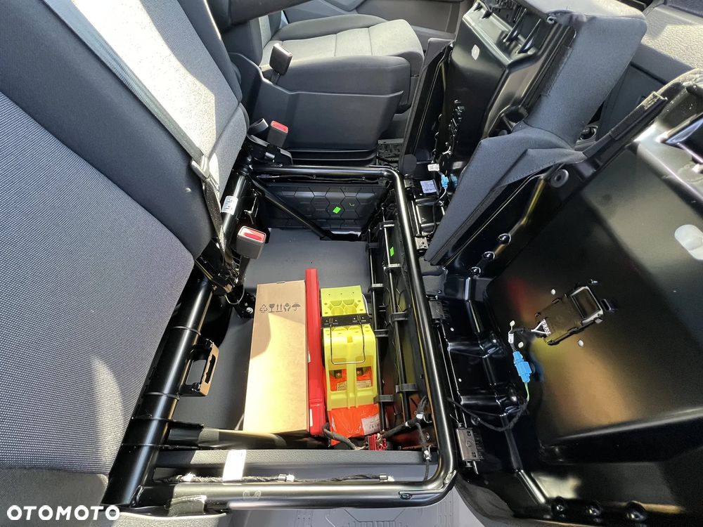 Volkswagen Crafter - 22