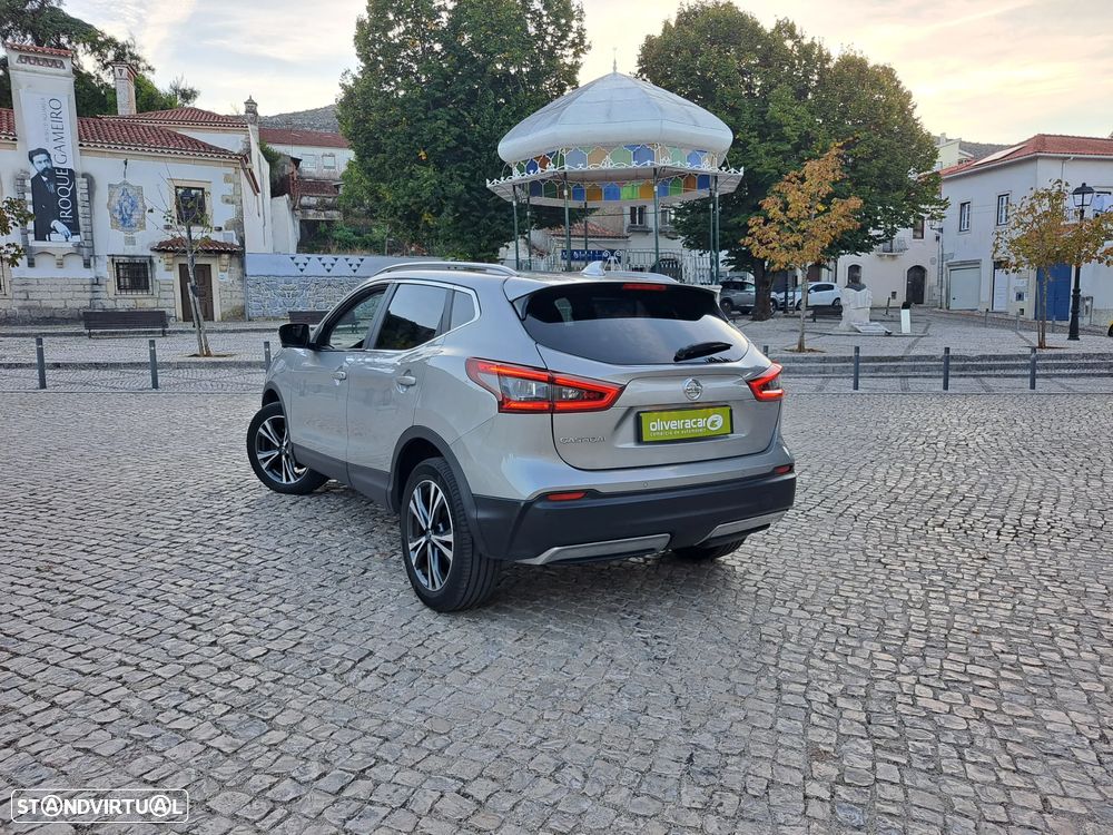 Nissan Qashqai 1.5 dCi N-Connecta J18+Led - 32