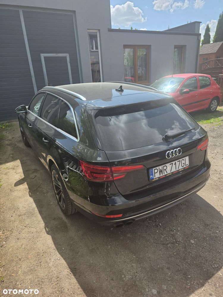 Audi A4 Avant 2.0 TDI S tronic - 5
