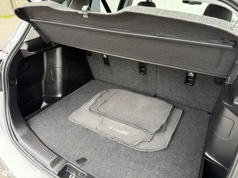 Suzuki SX4 S-Cross 1.4 T Premium 4WD - 31