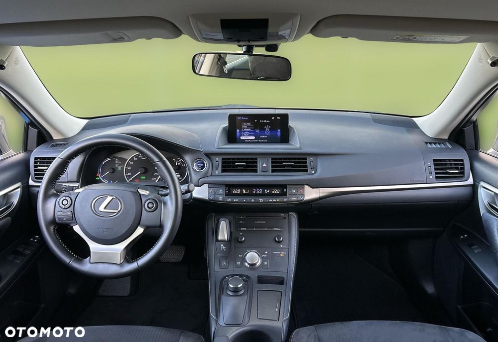 Lexus CT - 11
