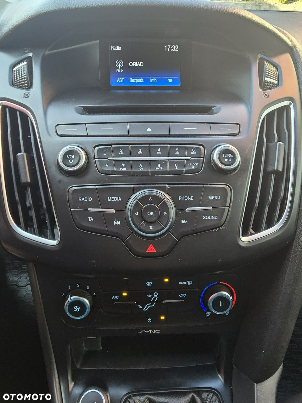 Ford Focus - 25