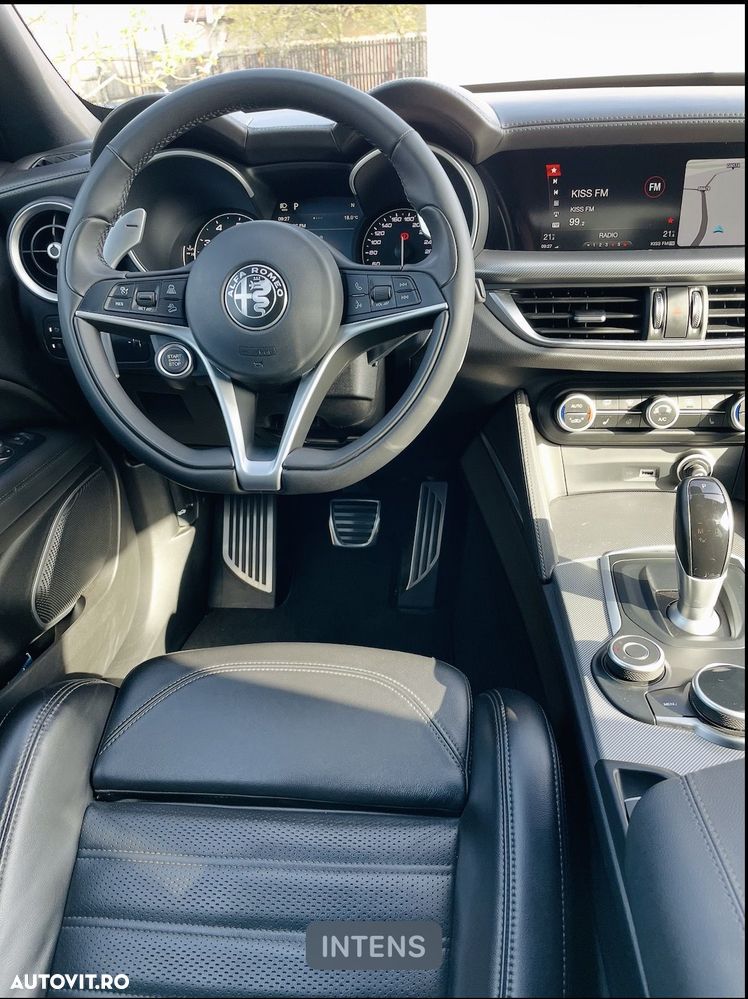 Alfa Romeo Stelvio 2.0 Turbo 16V AT8-Q4 Lusso Ti - 6