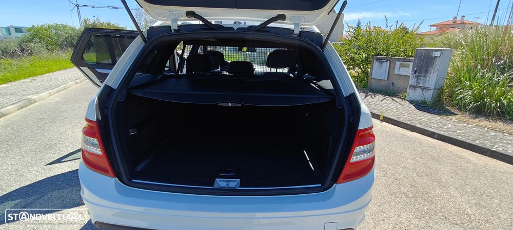 Mercedes-Benz C 250 Station CDI DPF (BlueEFFICIENCY) 7G-TRONIC Avantgarde - 17