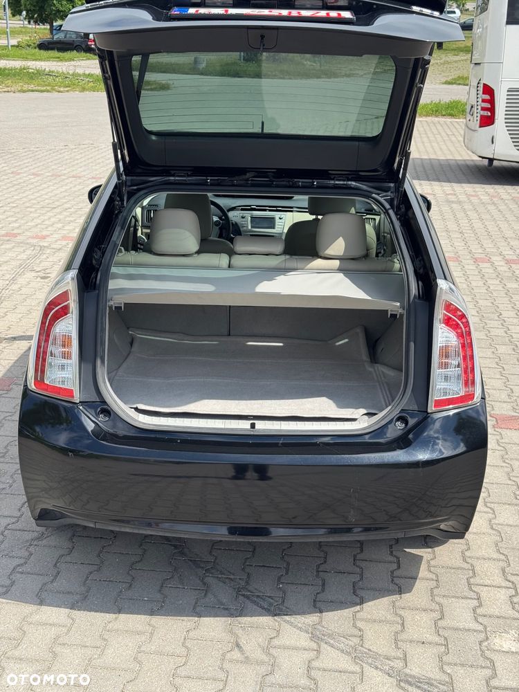 Toyota Prius 1.8 Hybrid Premium - 6