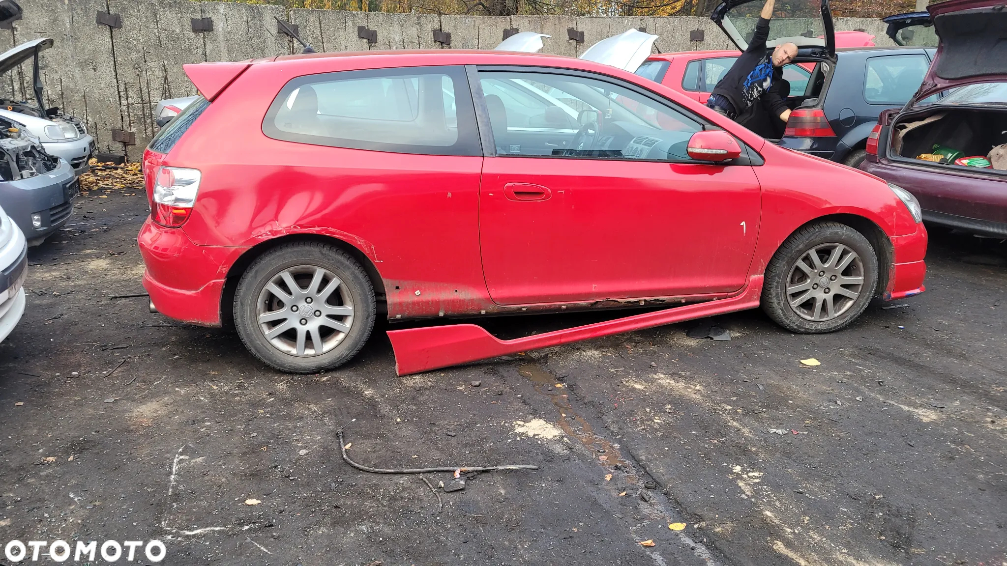 HONDA CIVIC VII HB 5D KOD KOLORU R81 NA ŚRUBKI - 2