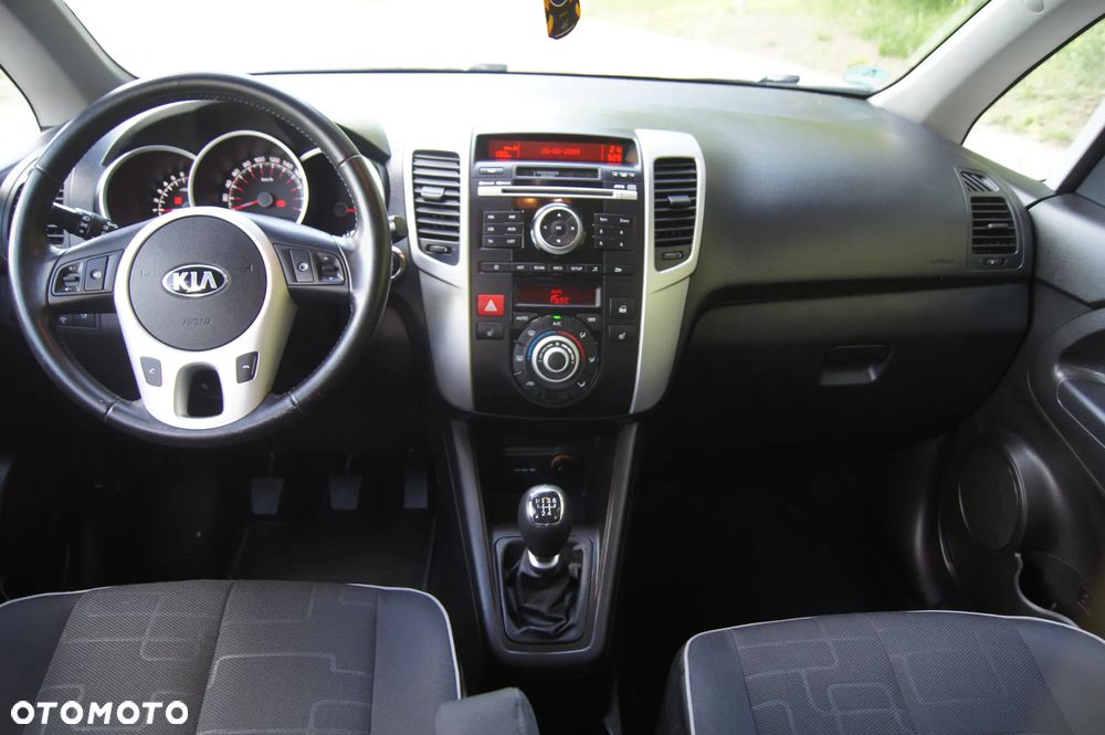 Kia Venga 1.4 CVVT Spirit - 12