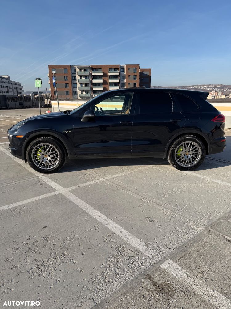 Porsche Cayenne S E-Hybrid Platinum Edition - 4