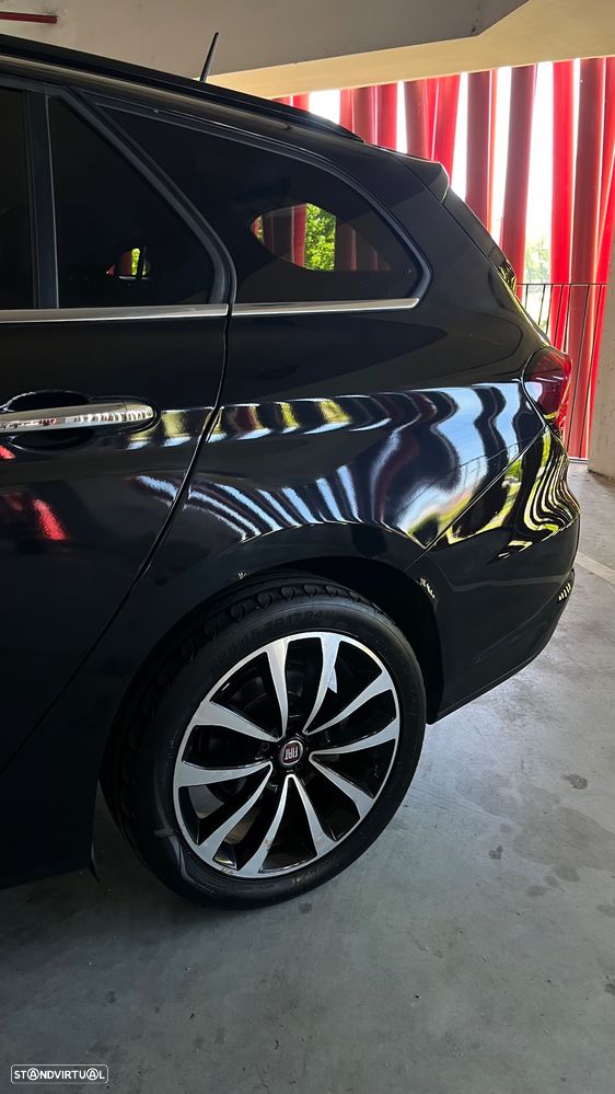 Fiat Tipo Station Wagon 1.3 M-Jet Lounge Tech J17 - 25