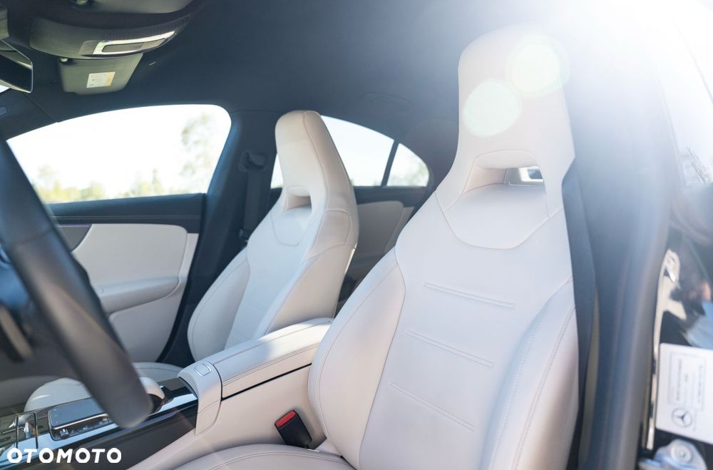 Mercedes-Benz CLA - 19