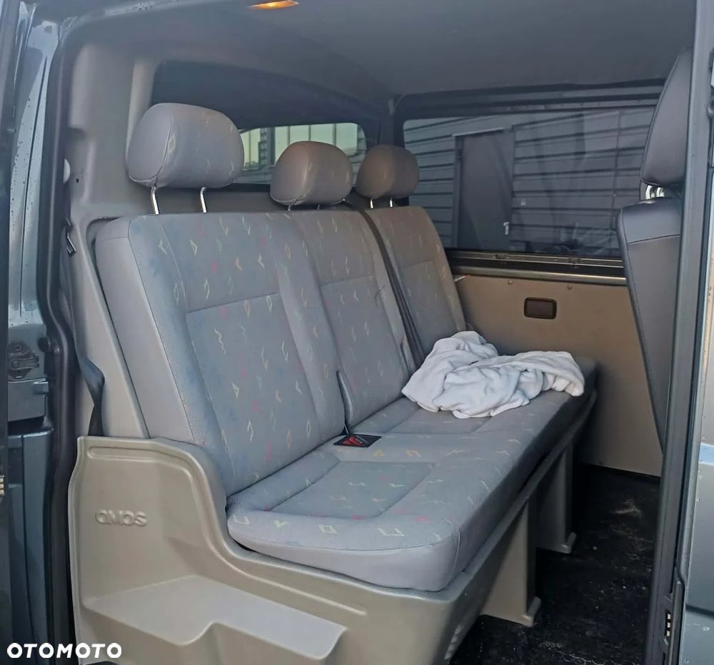 Volkswagen Transporter - 9