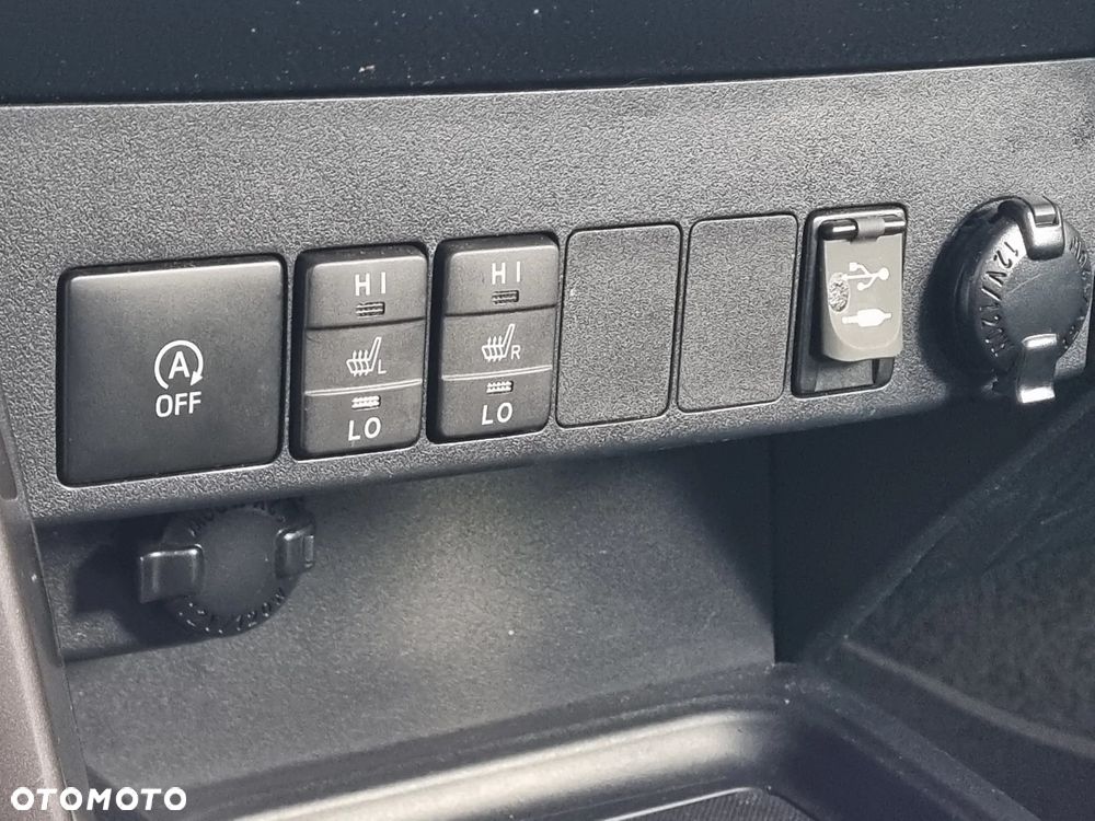 Toyota RAV4 2.0 D-4D Premium 4x2 - 24