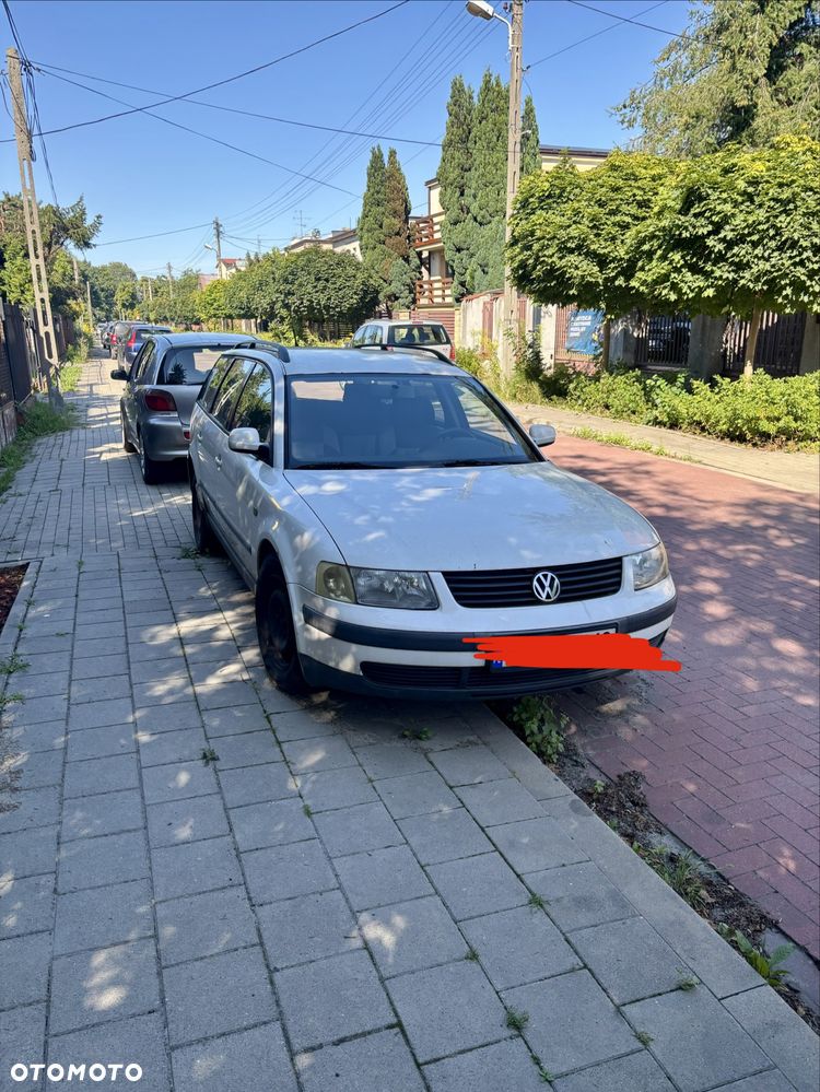 Volkswagen Passat Variant - 2