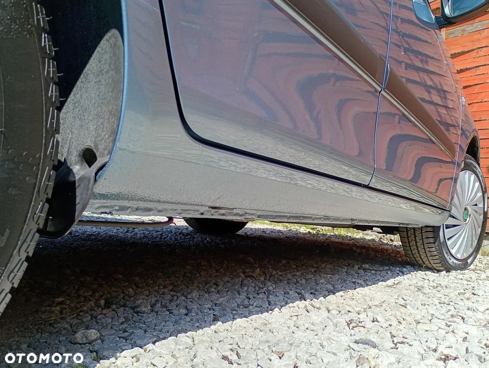 Skoda Fabia 1.2 HTP COOL EDITION - 28