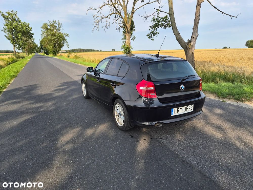 BMW Seria 1 118d DPF - 6