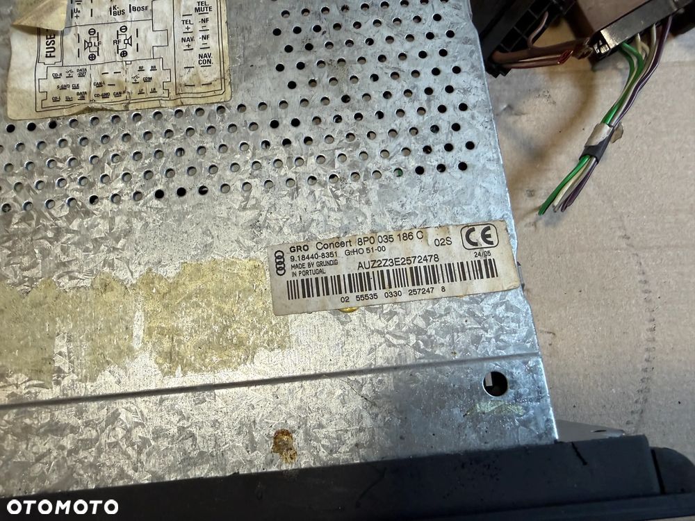 Radio 8P0035186C Audi A3 8P z kodem - 2