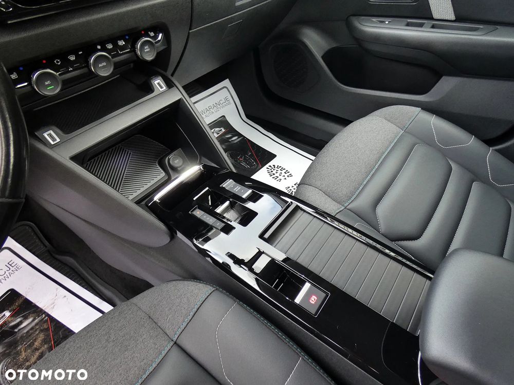 Citroën C4X 1.2 PureTech Shine S&S EAT8 - 18