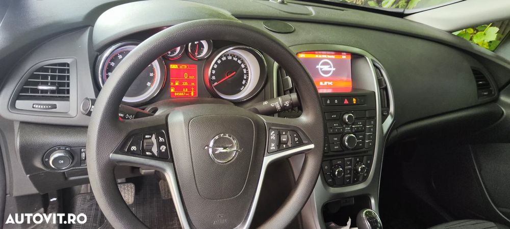 Opel Astra 1.6 TWINPORT ECOTEC Active - 4