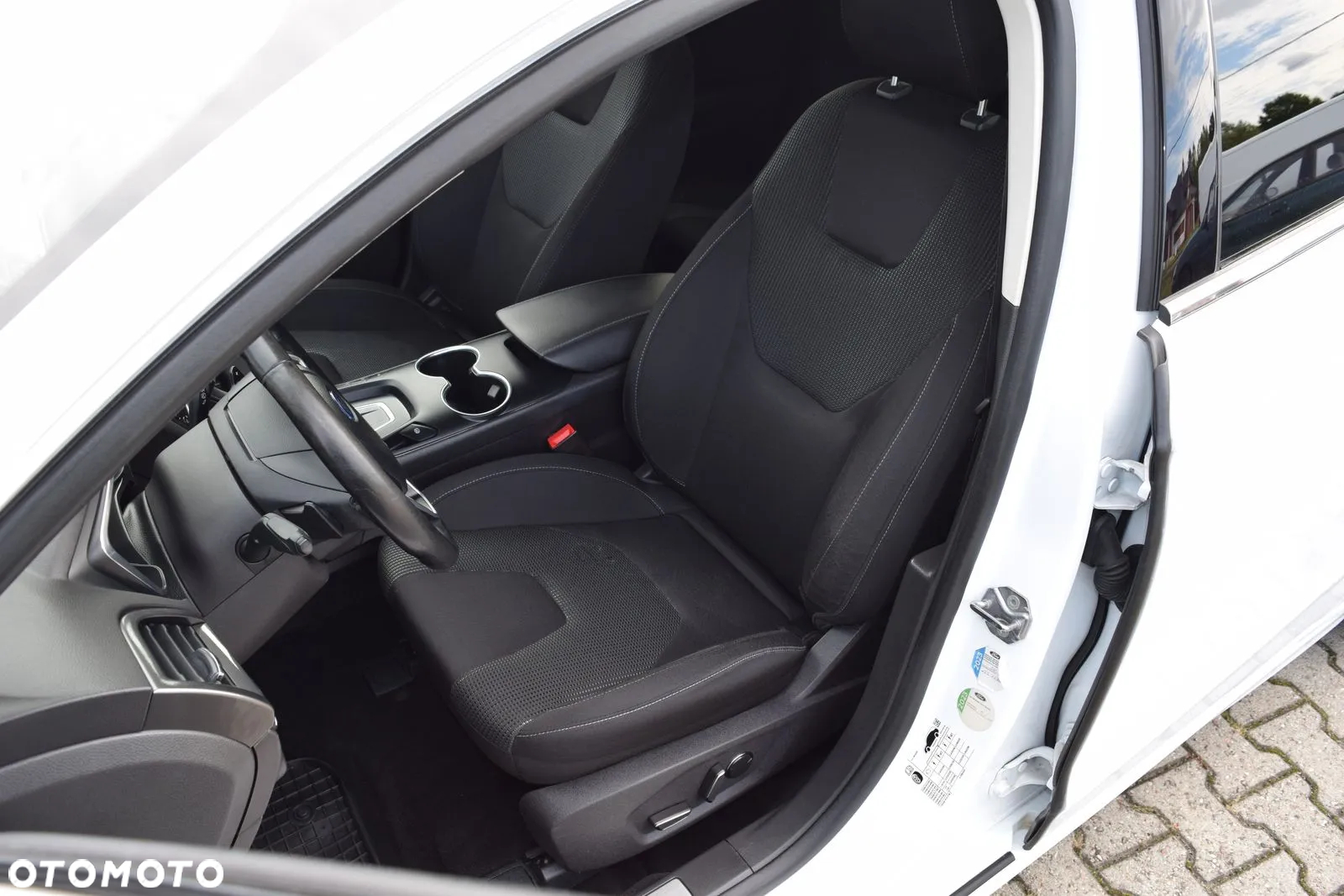 Ford Mondeo Turnier 2.0 EcoBlue Titanium - 18